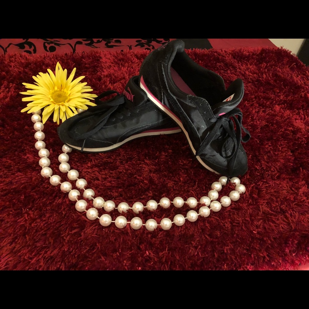 Puma’s sneakers 7.5